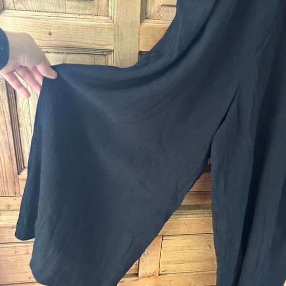 By Anthropologie 2 Black Jumpsuit Wide Leg Cropped Belted‎ - Picture 8 of 13